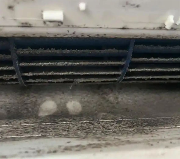 连云港空调吹的风有股烧焦味是怎么回事